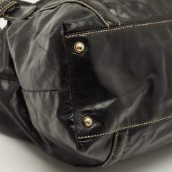 مملوكة مسبقًا حقيبة يد غوتشي دايلوكس بريت متوسطة قماش أسود مغلف وجلد لامع