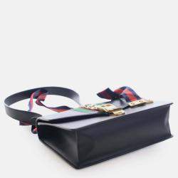 مملوكة مسبقًا Gucci Black Small Leather Sylvie Web Satchel
