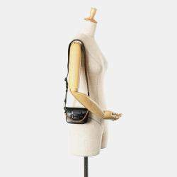 مملوكة مسبقًا حقيبة غوتشي ساتشيل ويب 1955 جلد أسود صغيرة بحلية معدنية