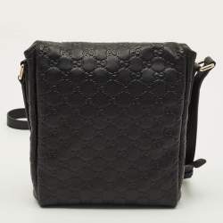 Pre Owned حقيبة غوتشي مسنجر غوتشيسيما جلد مع غطاء أسود