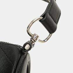 مملوكة مسبقًا حقيبة كتف غوتشي جلد أسود صغيرة بلوندي برميل