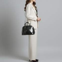مملوكة مسبقًا Gucci Nice Black Microguccissima Patent Leather Dome Satchel