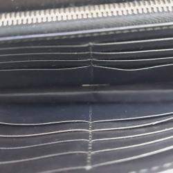 مملوكة مسبقًا Gucci Black Leather Signature Chain Wallet and Crossbody Bag