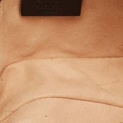 مملوكة مسبقًا Gucci GG Marmont Black Matelassé Leather Belt Bag