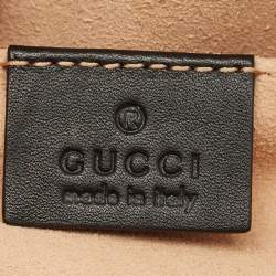 مملوكة مسبقًا Gucci GG Marmont Black Matelassé Leather Belt Bag