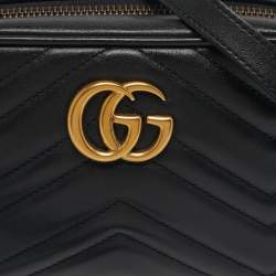مملوكة مسبقًا Gucci GG Marmont Mini Black Matelassé Leather Camera Bag