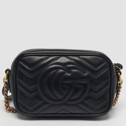مملوكة مسبقًا Gucci GG Marmont Mini Black Matelassé Leather Camera Bag