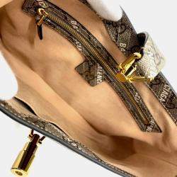 مملوكة مسبقًا Gucci Balenciaga The Hacker Project Jackie 1961 2-Way Handbag In Gg Supreme Canvas Beige