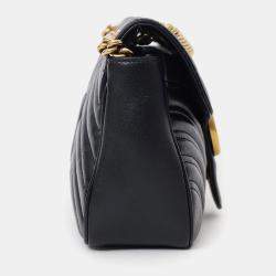 مملوكة مسبقًا Gucci Black Leather GG Marmont Small Crossbody Bag