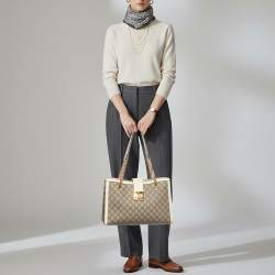 مملوكة مسبقًا حقيبة يد غوتشي "بادلوك" متوسطة قماش و جلد GG سوبريم أبيض عاجي/بيج