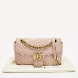 مملوكة مسبقًا حقيبة كتف غوتشي GG مارمونت مخمل ماتلاسي أرجواني صغيرة 