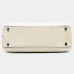 Pre Owned Gucci White Small Grained Calfskin Zumi Top Handle Bag