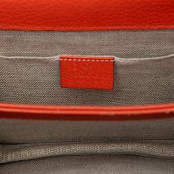 مملوكة مسبقًا حقيبة كروس بودي غوتشي جلد عجل برتقالي صغير بشعار G متداخل