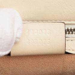 مملوكة مسبقًا Gucci White Quilted Leather Dionysus Web Satchel