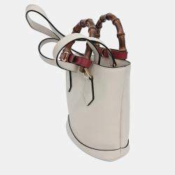 مملوكة مسبقًا Gucci White Leather Diana Small Tote Bag