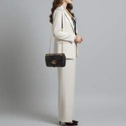 مملوكة مسبقًا حقيبة كتف غوتشي سوداء متوسطة ماتيللاسية جلدية GG مارمونت