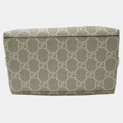 Pre Owned Gucci Gg Emblem Small Bucket Bag White Leather