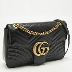 Pre Owned Gucci GG Marmont Medium Black Matelassé Leather Shoulder Bag