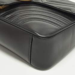 Pre Owned Gucci GG Marmont Medium Black Matelassé Leather Shoulder Bag