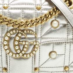Pre Owned Gucci GG Pearl Marmont Flap Mini Silver Matelassé Leather Shoulder Bag