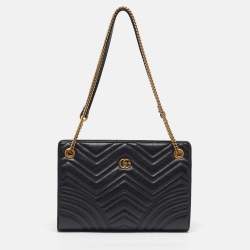 مملوكة مسبقًا حقيبة يد قوتشي مارمونت صغيرة جلد ماتلاسيه أسود