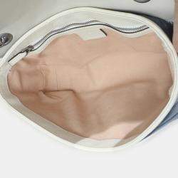 مملوكة مسبقًا Gucci Navy White Calfskin Matelasse Diagonal Torchon Medium GG Marmont Bag