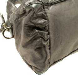 Pre Owned Gucci Metallic Grey Leather Large Hysteria Top Handle Bag