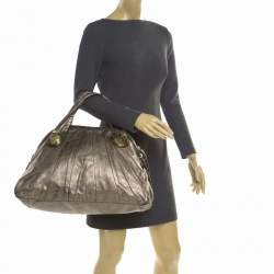 Pre Owned Gucci Metallic Grey Leather Large Hysteria Top Handle Bag