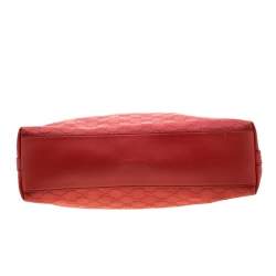 Pre Owned Gucci Red Guccissima Leather Charm Hobo