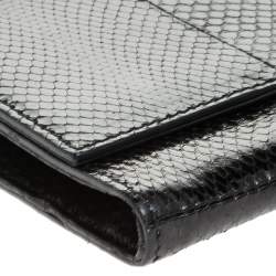 مملوكة مسبقًا حقيبة كلتش غوتشي قلاب G Night جلد ثعبان سوداء