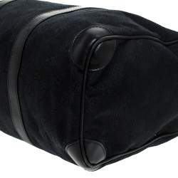 مملوكة مسبقًا حقيبة غوتشي بوسطن جلد وكانفاس GG سوداء