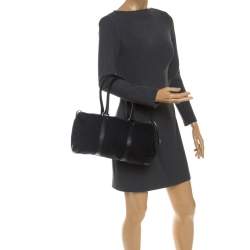 مملوكة مسبقًا حقيبة غوتشي بوسطن جلد وكانفاس GG سوداء