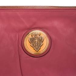 مملوكة مسبقًا Gucci Pink Leather Large Hysteria Clutch