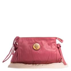 مملوكة مسبقًا Gucci Pink Leather Large Hysteria Clutch