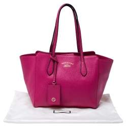 Pre Owned Gucci Magenta Leather Swing Small Tote