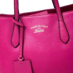 Pre Owned Gucci Magenta Leather Swing Small Tote