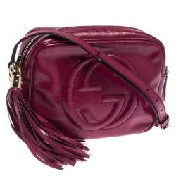 Pre Owned Gucci Magenta Patent Leather Small Soho Disco Shoulder Bag
