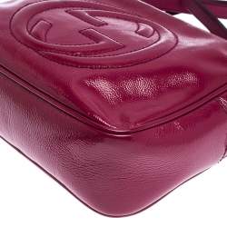 Pre Owned Gucci Magenta Patent Leather Small Soho Disco Shoulder Bag