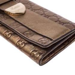 Gucci Gold Guccissima Leather Buckle Continental Wallet