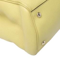 مملوكة مسبقًا Gucci Yellow Small Bamboo Tote