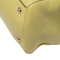 مملوكة مسبقًا Gucci Yellow Small Bamboo Tote