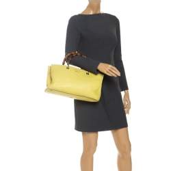 مملوكة مسبقًا Gucci Yellow Small Bamboo Tote