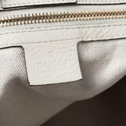 مملوكة مسبقًا حقيبة يد غوتشي شوبر بامبو جلد عاجية