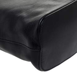 Pre Owned Gucci Black Leather Hobo