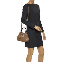 Pre Owned Gucci Beige Leather Lady Lock Bamboo Top Handle Bag