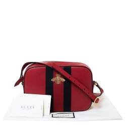 Pre Owned Gucci Red Leather Webby Bee Crossbody Bag