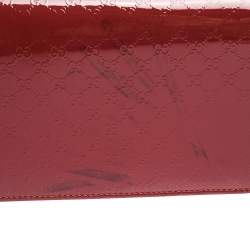 مملوكة مسبقًا Gucci Red Microguccissima Patent Leather Small Broadway Clutch