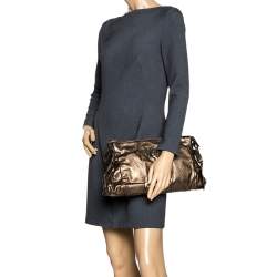 Pre Owned حقيبة كلتش غوتشي هيستريا جلد أخضر زيتوني ميتاليك