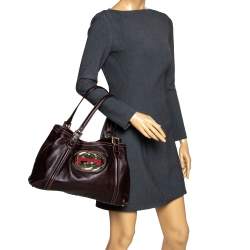 مملوكة مسبقًا  حقيبة يد غوتشي "بريت" متوسطة مزينة بشعار الماركة جي جي جلد بني داكن