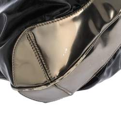 Pre Owned Gucci Black/Metallic Coated Fabric and Patent Leather Medium Babouska Indy Hobo